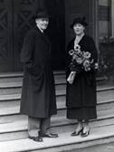 Paul Harris, Fondatore del Rotary, con la moglie, Jean Harris, a Christchurch, Nuova Zelanda, aprile 1935.